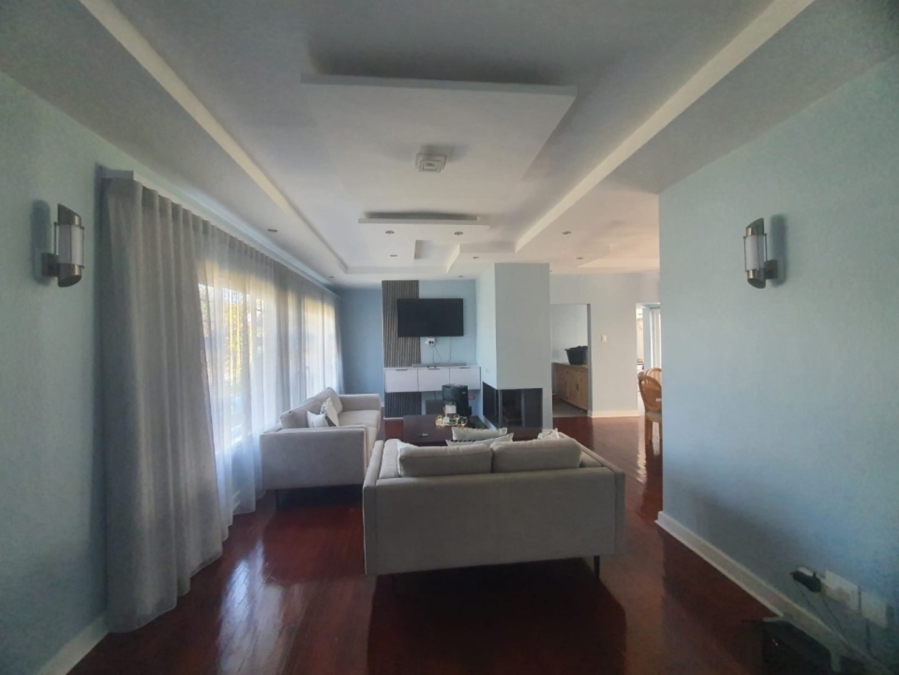 To Let 4 Bedroom Property for Rent in Nahoon Eastern Cape